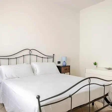 Appartement By The *